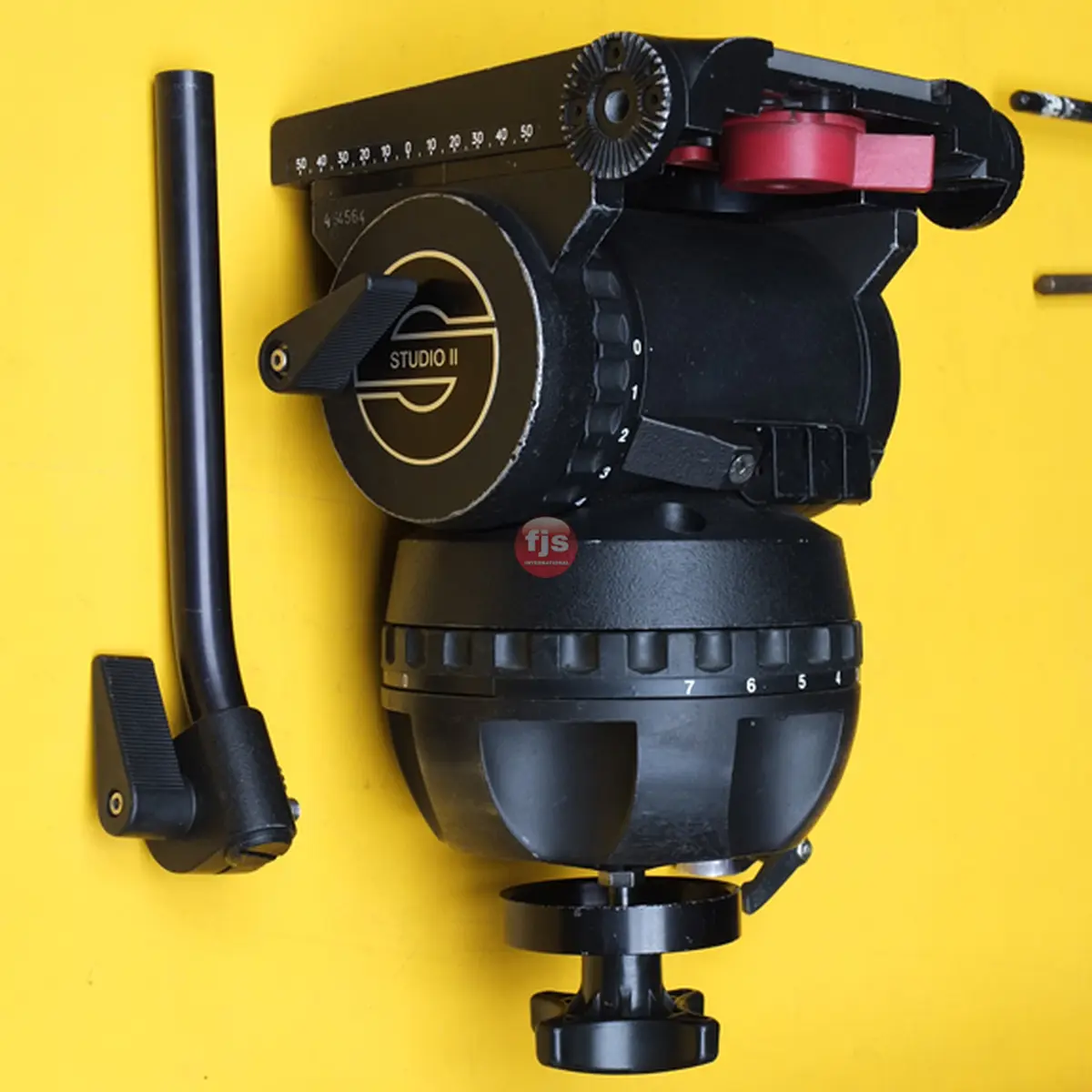 Sachtler Tripod - 7+7 Panoramic